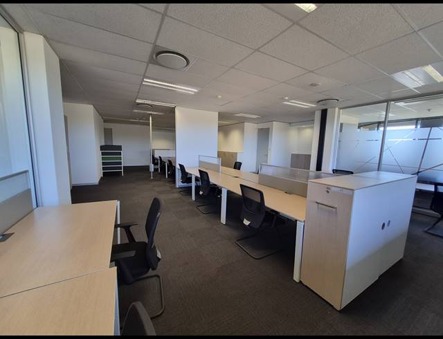 530M² OFFICE TO LET IN SANDTON CENTRAL